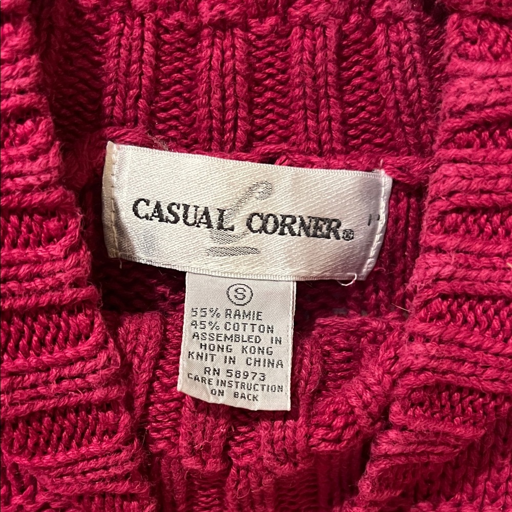 Vintage Berry Red Textured Turtleneck Sweater - Picture 6 of 6